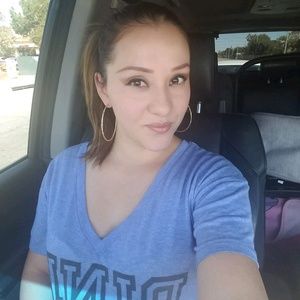 Meet your Posher, Rosio